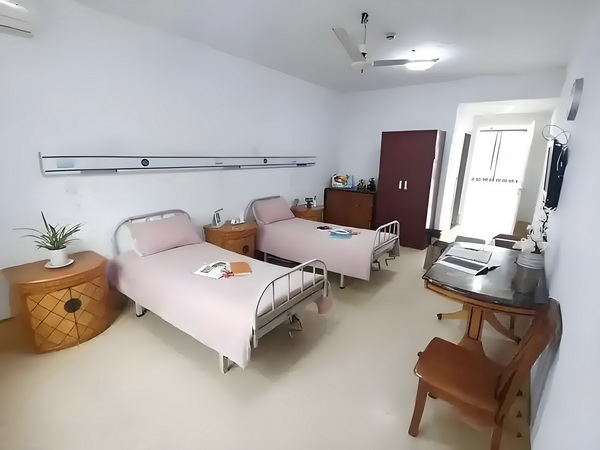 休夫记：皇后闹离婚